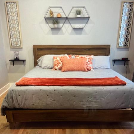 Brickhouse Loft - a boutique hotel Martinsville Extérieur photo